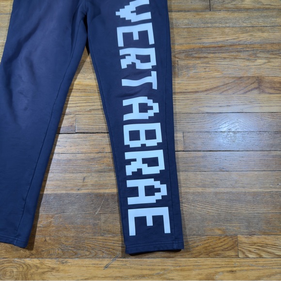 Vertebrae Navy
Sweatpants - Picture 2 of 10